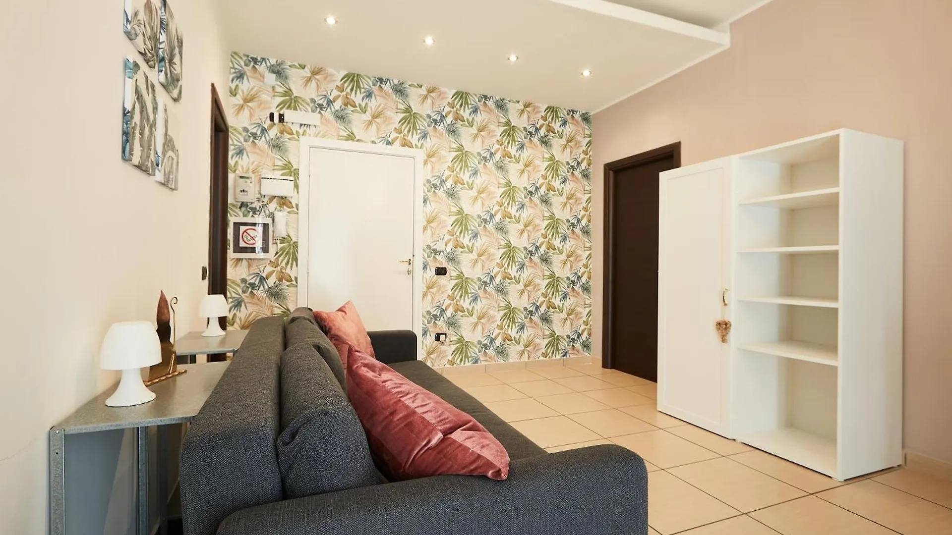 Vicky'S Luxury Guesthouse By Napoliapartments
