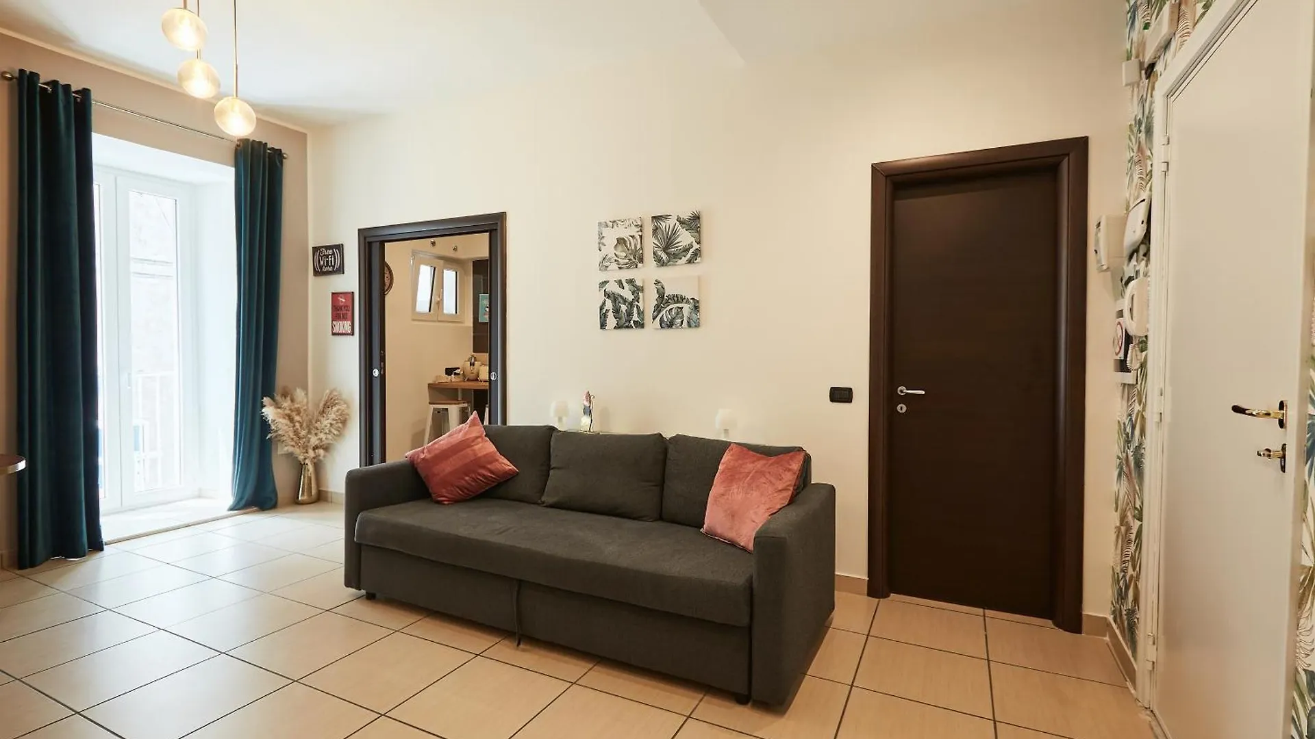 Vicky'S Luxury Guesthouse By Napoliapartments Apartment